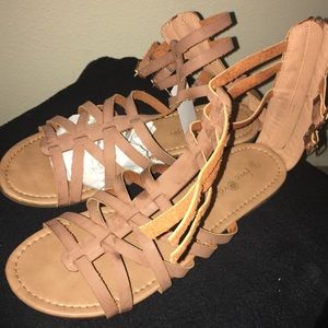 Free Reign 12w brown sandal